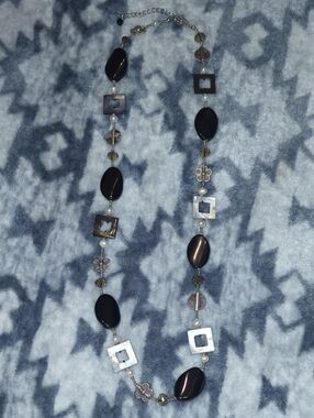 Premier Designs Elegant Black and Silver Beaded Women's Necklace